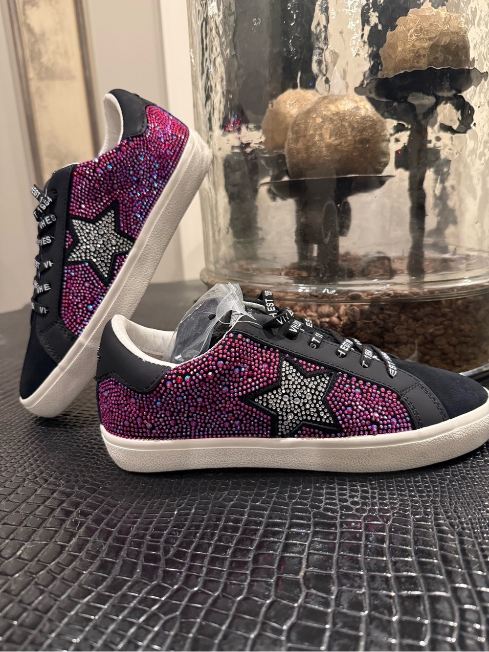 Vintage Havana Embellished Star Low-Top Sneakers - Black with Purple Crystals